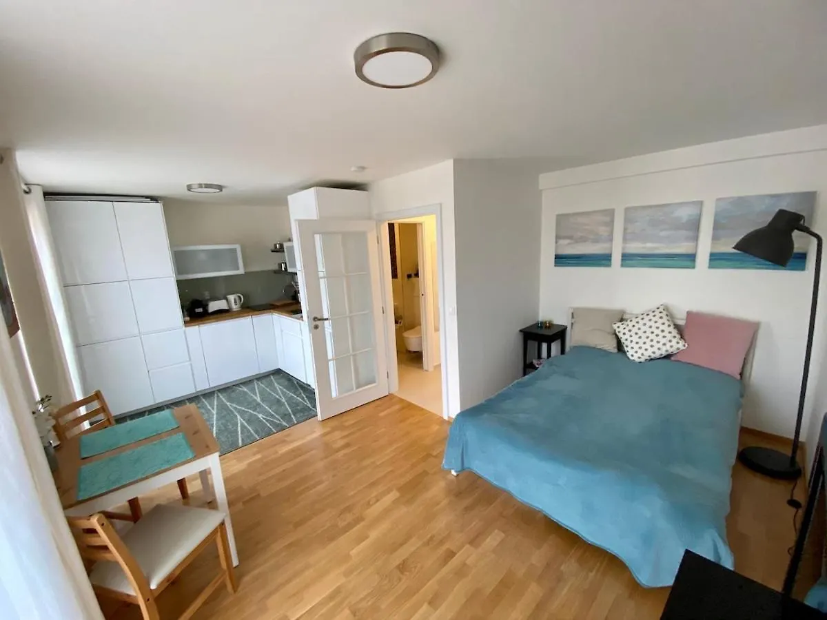 Apartment With A Terrace And Ac In The City Center Прага